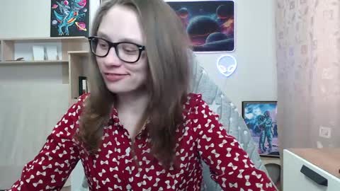 Snapshot of ambersimard chatting on April 11, 2026, 4:06 am Amber online show from April 11, 2026, 4:06 am