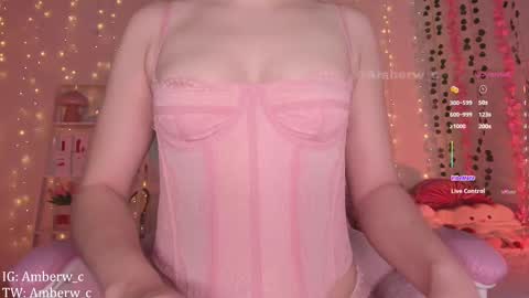 Snapshot of amberw_c chatting on September 12, 2025, 2:33 am IG - TW Amberw c online show from September 12, 2025, 2:33 am