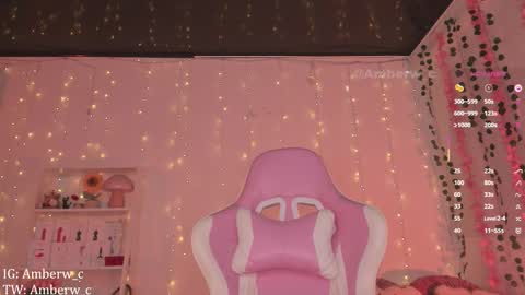 Snapshot of amberw_c chatting on November 9, 2025, 2:32 am IG - TW Amberw c online show from November 9, 2025, 2:32 am