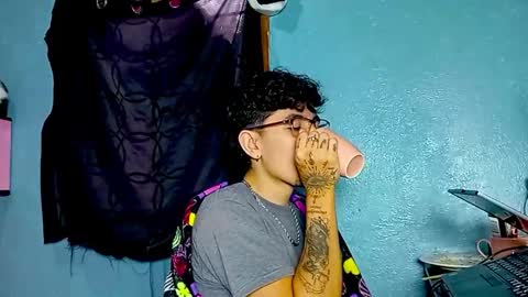 Amelia  Lucas online show from November 15, 2025, 4:14 pm