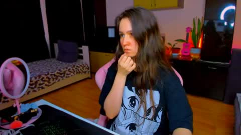 Snapshot of ameli_moon chatting on May 27, 2026, 3:31 pm Eileen online show from May 27, 2026, 3:31 pm