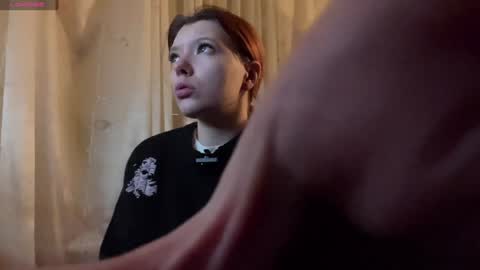 Amelia Aley  online show from December 27, 2024, 3:37 pm