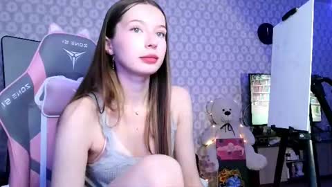 amelia_murmeow online show from July 16, 2026, 7:53 pm