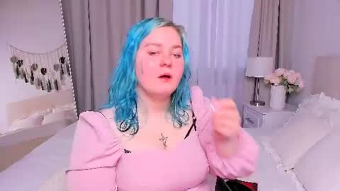 Amelia online show from July 2, 2026, 10:32 am