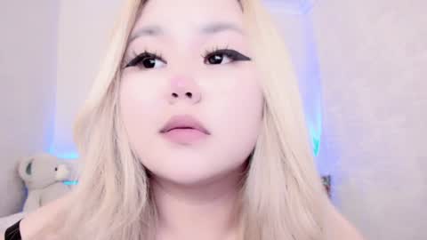 Amelia online show from December 23, 2024, 2:13 am