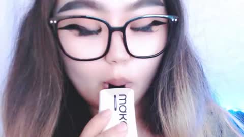 Snapshot of amelia_sunlight chatting on July 29, 2026, 5:22 pm Amelia online show from July 29, 2026, 5:22 pm