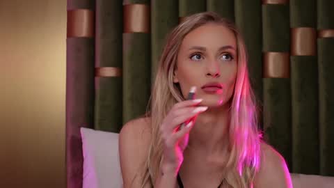 Amelia online show from January 16, 2025, 6:14 am