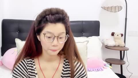 Snapshot of ameliabess chatting on July 21, 2026, 5:21 am bess online show from July 21, 2026, 5:21 am