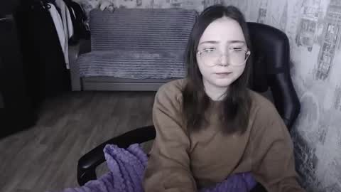 Amelia online show from February 15, 2025, 12:11 pm