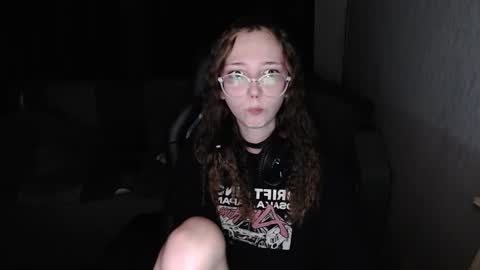 Amelia online show from October 7, 2025, 8:17 pm