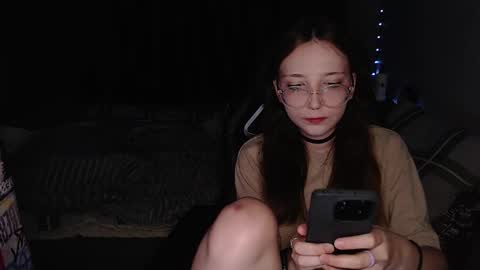 Amelia online show from November 13, 2025, 2:49 pm