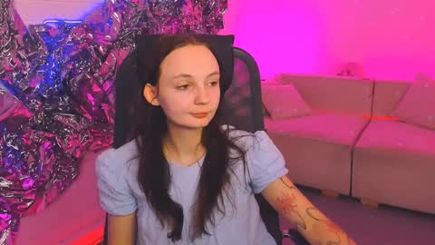 Amelia online show from December 14, 2024, 6:02 am