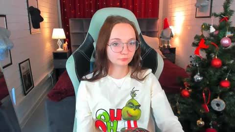 Amelia online show from December 15, 2024, 8:30 am