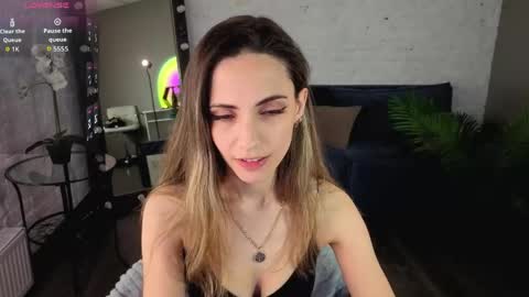 Amelia online show from May 29, 2026, 1:09 pm