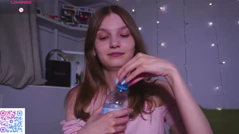 Amelia online show from July 28, 2026, 6:53 pm