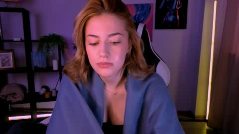 ameliarosaline online show from May 19, 2026, 2:18 am