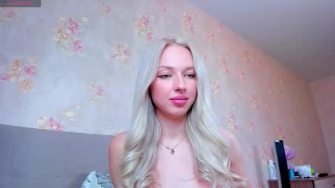 Amelia PVT model online show from October 25, 2025, 7:27 am