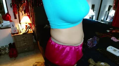 amelie__martinez online show from February 12, 2026, 9:37 am