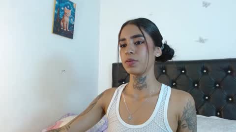 Ameliejoness  online show from March 18, 2026, 9:40 pm