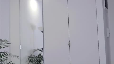 Amelie online show from March 13, 2026, 4:41 am