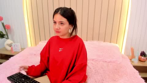 Amelia online show from December 15, 2024, 5:45 am