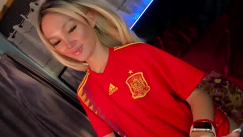 amelinckx online show from February 24, 2025, 10:03 pm