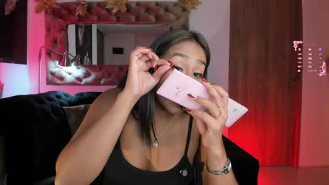 Snapshot of amelyamann chatting on May 7, 2026, 1:05 pm online show from May 7, 2026, 1:05 pm