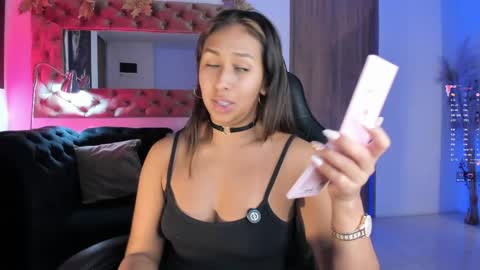 Snapshot of amelyamann chatting on May 22, 2026, 12:55 pm online show from May 22, 2026, 12:55 pm