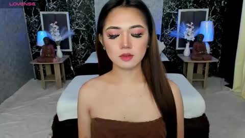 Snapshot of amethyst_claire chatting on September 24, 2025, 12:36 am Claire online show from September 24, 2025, 12:36 am