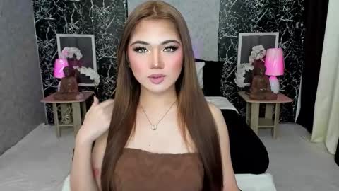 Snapshot of amethyst_claire chatting on October 24, 2025, 7:38 am Claire online show from October 24, 2025, 7:38 am