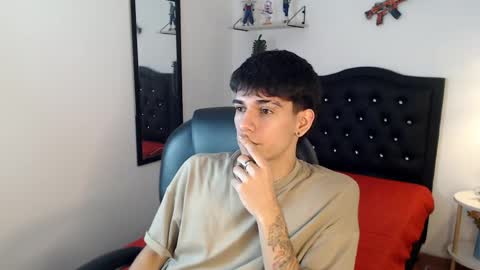 Snapshot of amethystshadow chatting on April 29, 2026, 8:37 pm amethystshadow online show from April 29, 2026, 8:37 pm