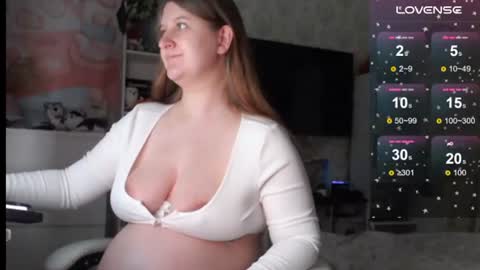 Snapshot of ameya_lovea chatting on June 18, 2026, 8:46 pm Ameya online show from June 18, 2026, 8:46 pm