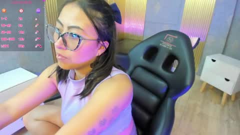amhira_tay online show from May 22, 2026, 7:19 pm