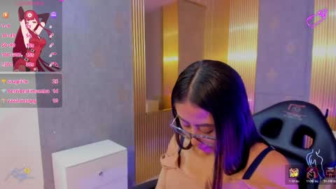 amhira_tay online show from May 31, 2026, 6:09 pm