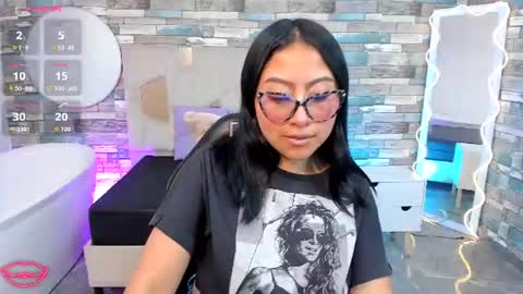amhira_tay online show from July 6, 2026, 7:05 pm