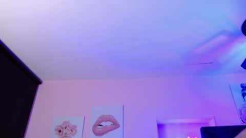 Snapshot of ami_smith chatting on July 23, 2026, 1:58 am ami_smith online show from July 23, 2026, 1:58 am