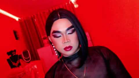 Queen Mireska online show from March 3, 2025, 3:31 pm