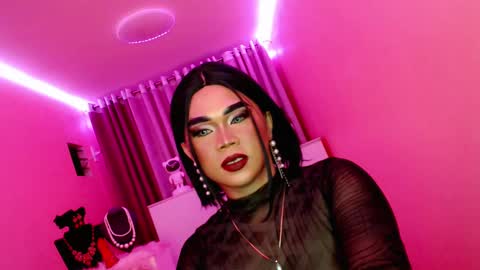 Queen Mireska online show from March 6, 2025, 7:10 pm