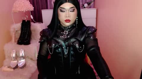 Queen Mireska online show from September 13, 2025, 11:54 am
