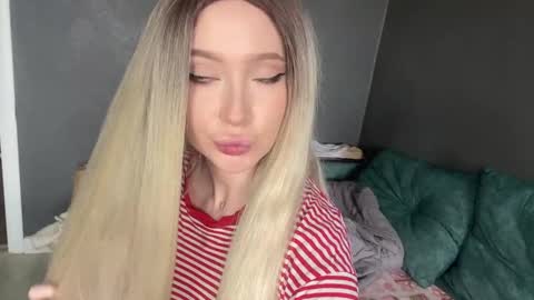 Ami Air online show from April 15, 2026, 8:43 am