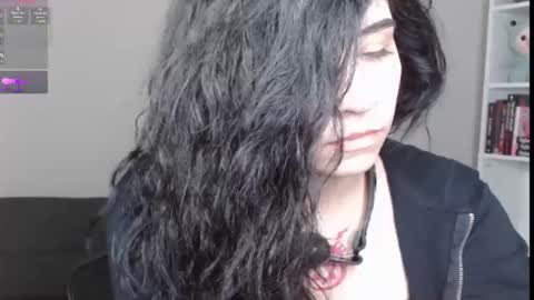 Snapshot of amilustxx chatting on February 3, 2026, 4:56 pm amilust online show from February 3, 2026, 4:56 pm