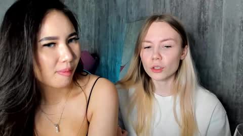 Snapshot of amina_artin chatting on February 22, 2025, 7:14 pm Amina online show from February 22, 2025, 7:14 pm