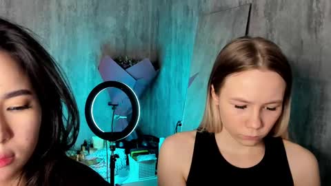 Snapshot of amina_artin chatting on February 22, 2025, 10:20 pm Amina online show from February 22, 2025, 10:20 pm