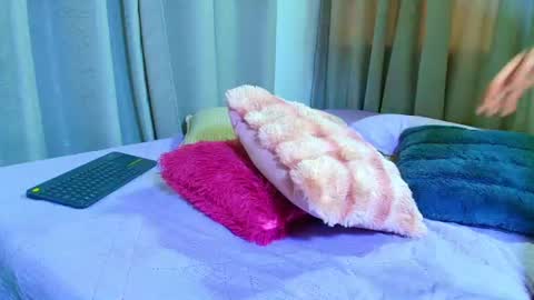 amina_lopez28 online show from July 22, 2026, 2:31 pm