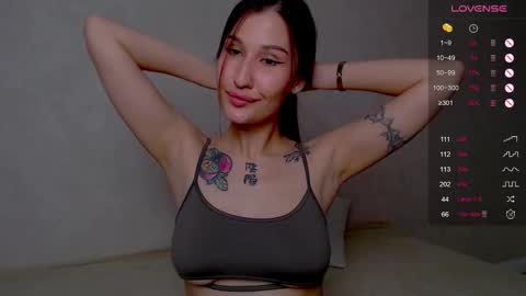 Camilla online show from October 27, 2025, 11:31 pm