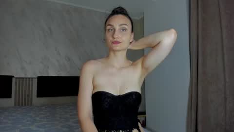 Snapshot of amiraanne chatting on July 2, 2026, 6:47 pm AmiraAnne online show from July 2, 2026, 6:47 pm