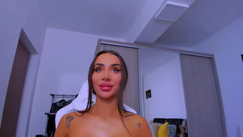 Snapshot of amiracataleya chatting on January 16, 2025, 2:19 pm Arinna online show from January 16, 2025, 2:19 pm