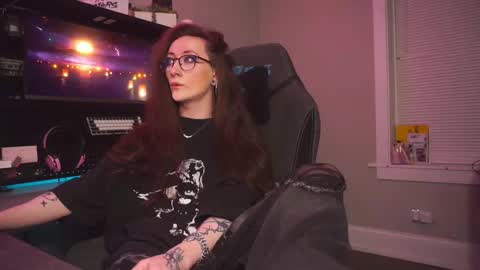   Am-er-in online show from October 24, 2025, 1:57 am