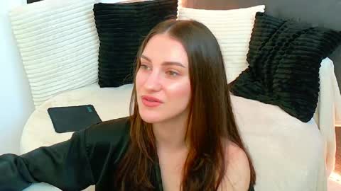 Amira online show from May 26, 2026, 4:30 am