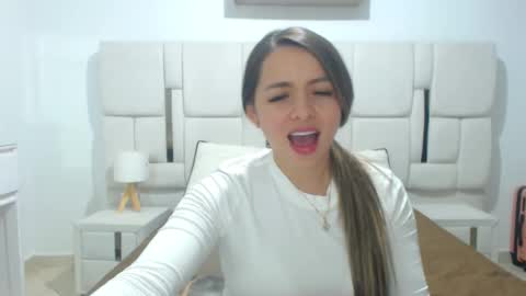 ammy_velez online show from December 26, 2024, 1:51 am